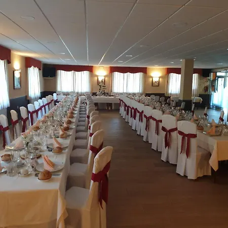 Pensjonat Complejo O Pineiral A Fonsagrada